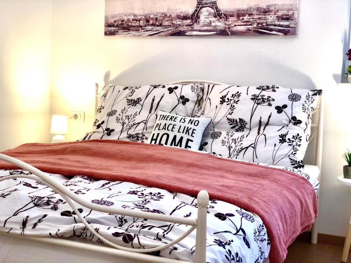 Apartment Flora Makarska Bagian luar foto